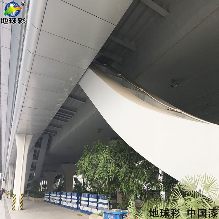 不锈钢的保护漆地球彩牌大桥油漆施工不褪色不开裂